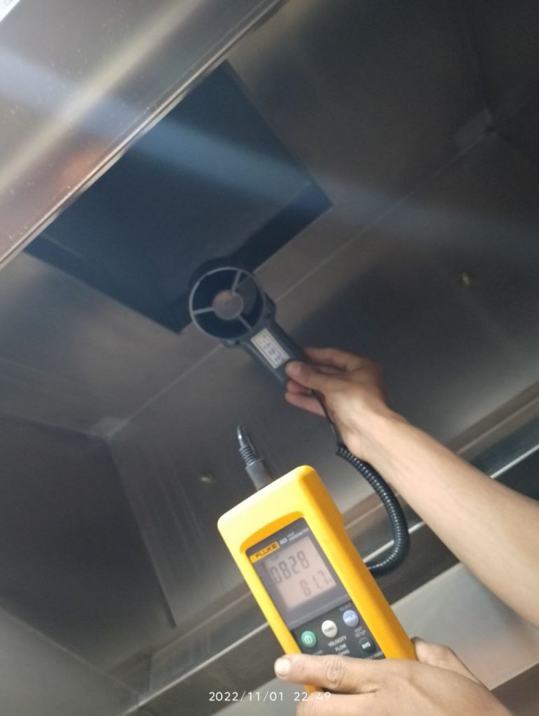 cleaning ducting hvac 1 - PartnerSurya hadir sebagai mitra EPC & O&M