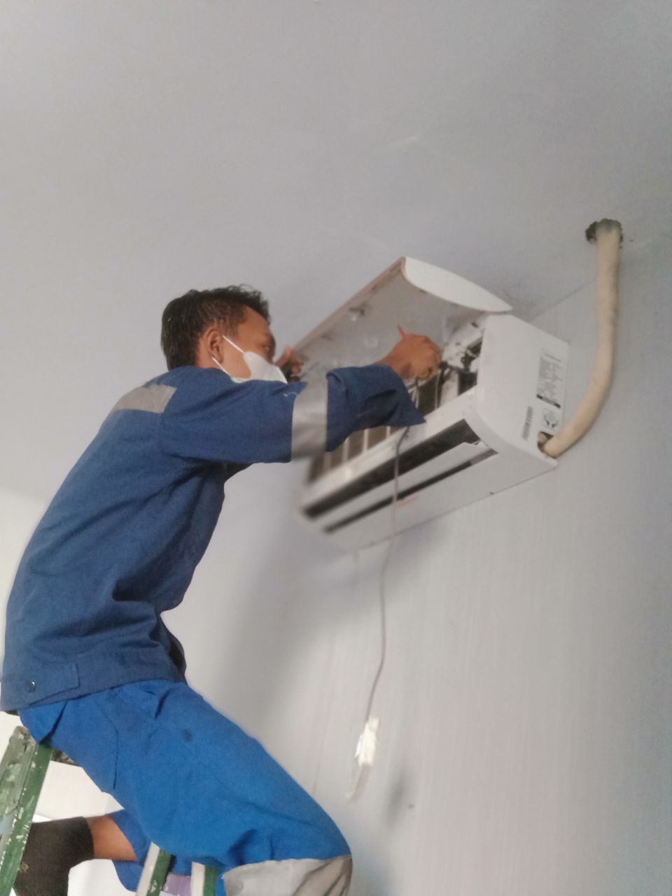 Service ac 1 - partnersurya hadir sebagai mitra epc & o&m